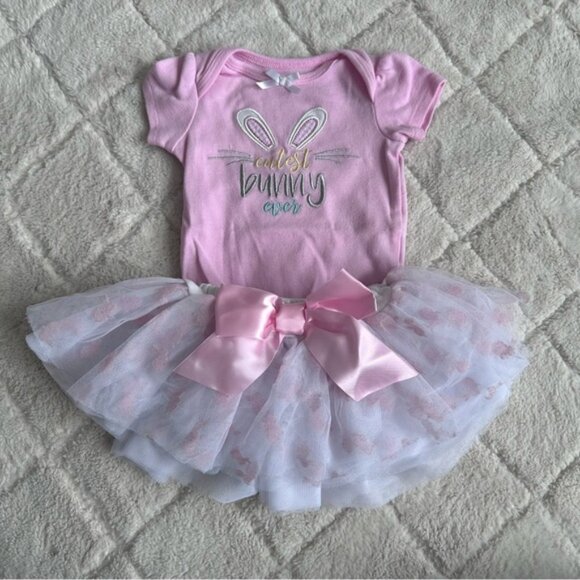 Baby Essentials | Pink and White "Cutest Bunny Ever" Onesie & Tutu Set | Size 9M - Picture 2 of 11